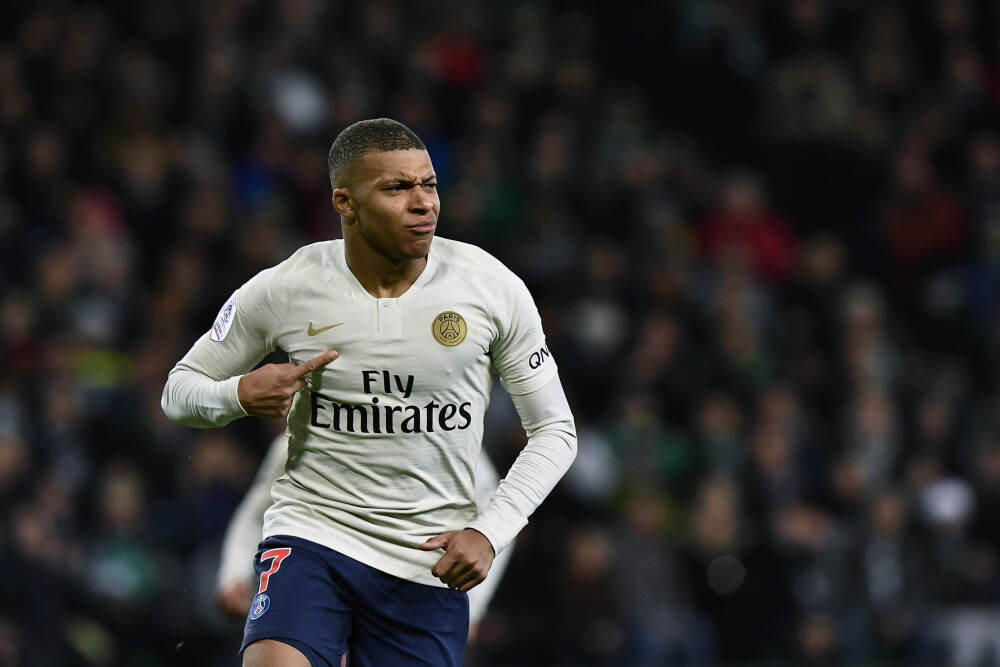 生涯之夜! 邹阳35+7三分创新高 福建大胜送四川开局9战全败